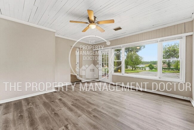 Photo - Rare Find! Spacious 2/1 Home on Huge Lot - Perfect for Work Vehicles, Boats & Pets***JANUARY SPEC...