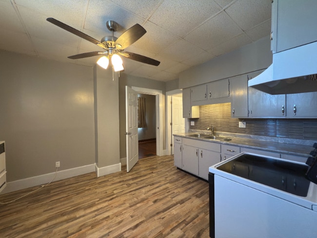 Photo - 339 W North St Unit A