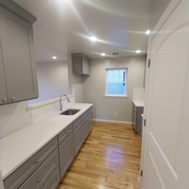 Photo - 343 Jackson St Unidad 2