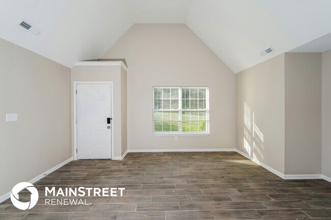 Photo - 1282 Railroad Dr