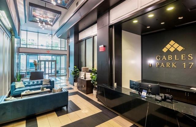 Photo - 1700 Cedar Springs Rd Unit 2505