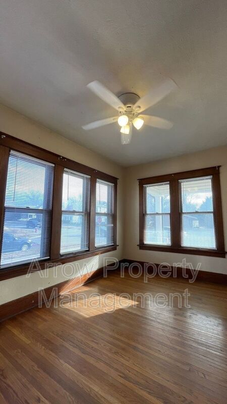 Photo - 2049 S 18th St