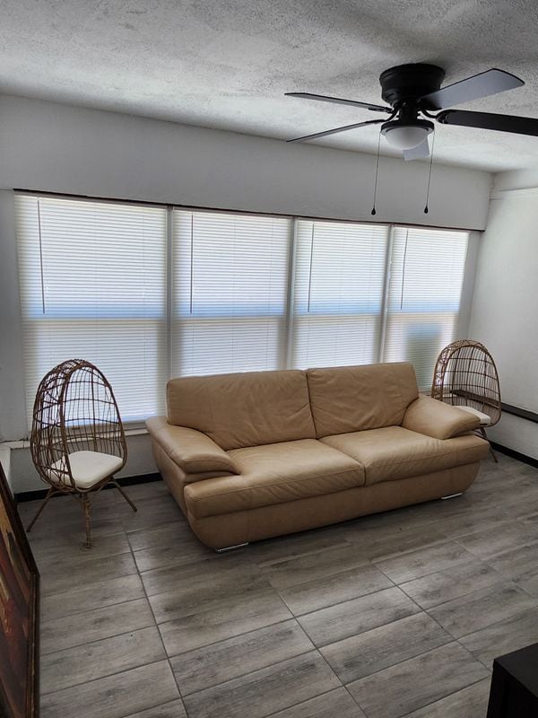 Photo - 213 SW 2nd Ct