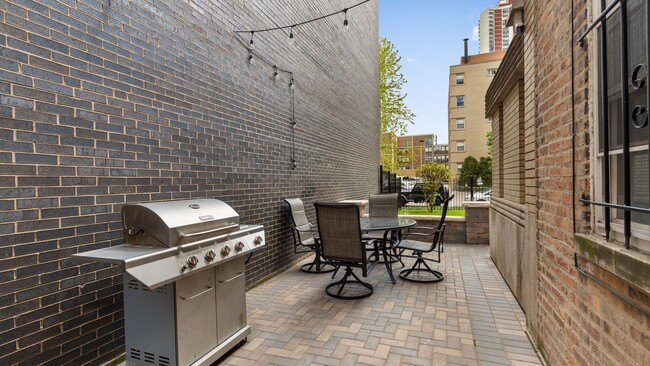 Photo - 6122 N Kenmore Ave Unit 3w