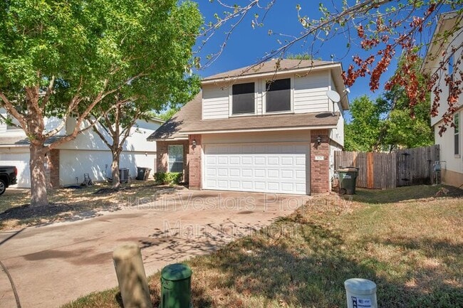 Photo - 808 Flatters Way