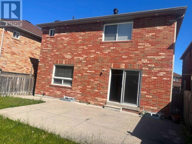 Photo - 6 Silverbell Ct