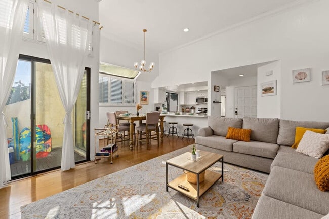 Photo - 1240 Grand Ave Unidad ID1024439P