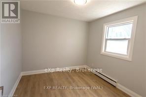 Photo - 6 McNab St