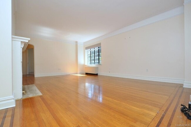 Photo - 155 Garth Rd Unit 1A