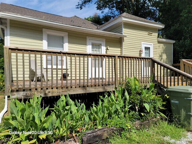 Photo - 116 S Lewis St