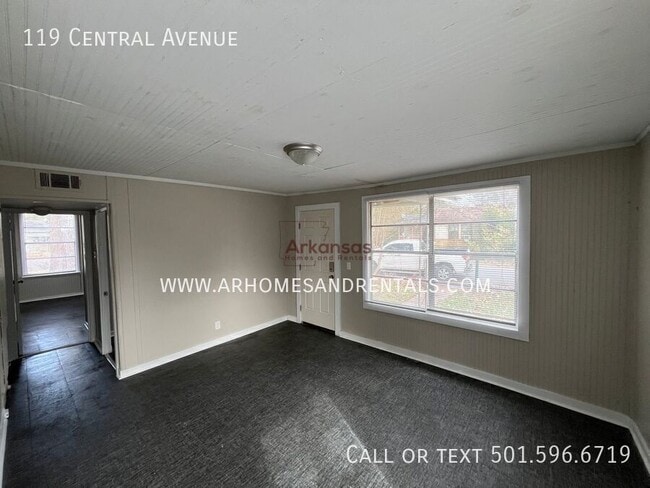 Photo - 119 Central Ave