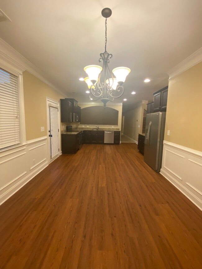 Photo - 319 Haywood Dr