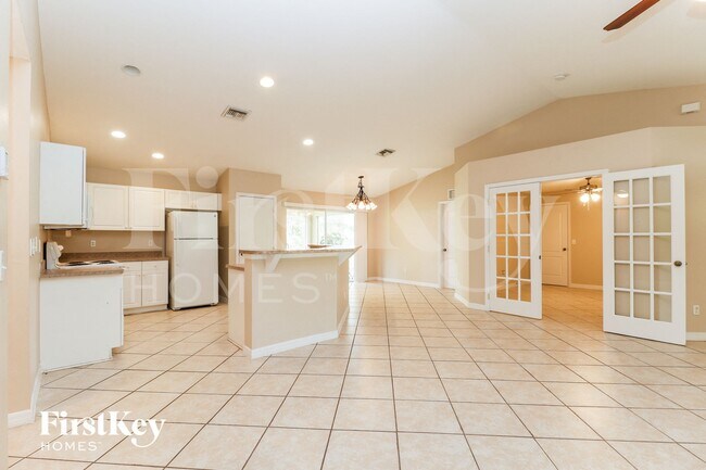 Photo - 314 Shore Dr