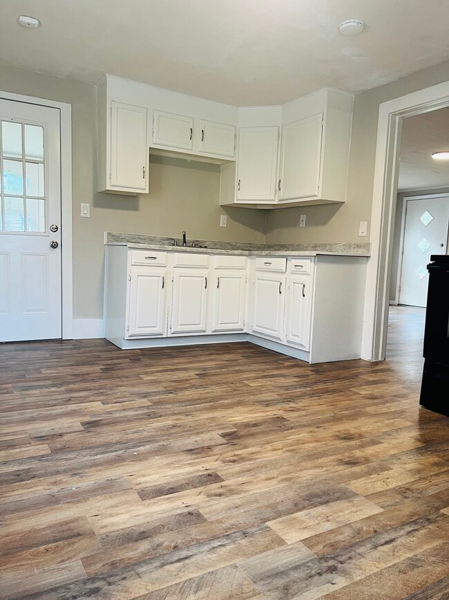 Photo - 912 Culverton Rd