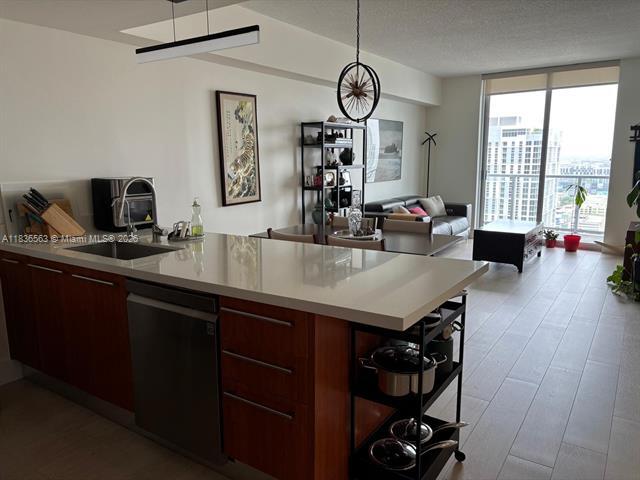 Photo - 185 SW 7th St Unit 3403