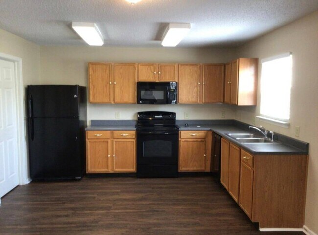 Photo - 5635 Olive Branch Way