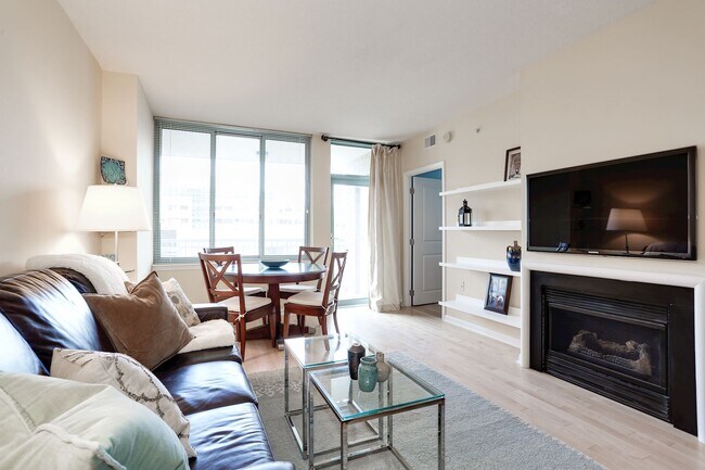 Photo - 851 N Glebe Rd Unidad 614