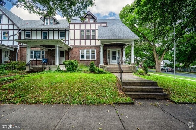 Building Photo - 23 S Park Rd Rental