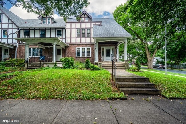 Building Photo - 23 S Park Rd Rental