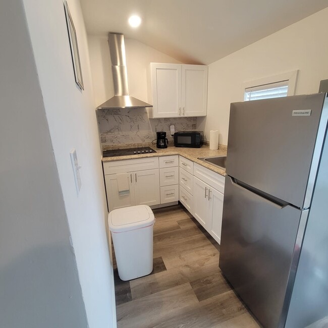 5740 Loop Rd Unit Loop unit