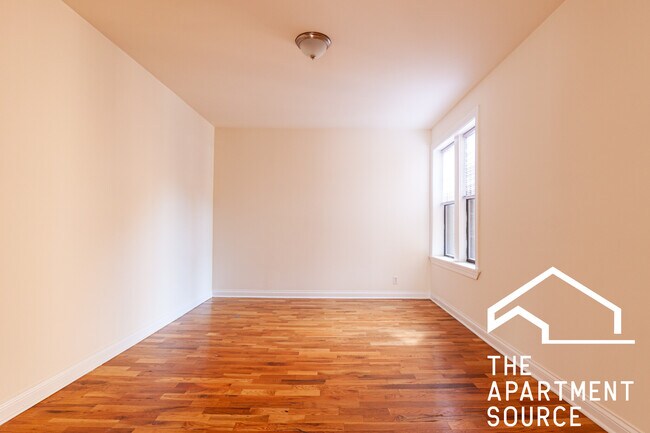 1450 W Byron St
