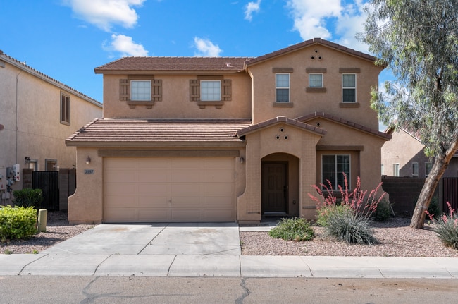 Building Photo - 3557 E Odessa Dr