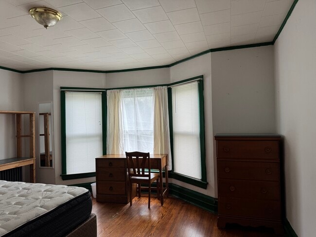 103 College Ave (2026-2027)