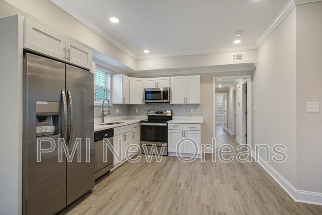Photo - 2232 Bienville St