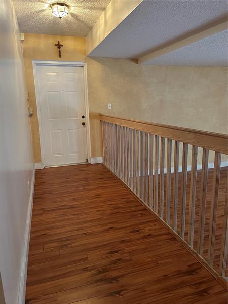 Building Photo - 4725 SW 62nd Ave Unit 204 Rental