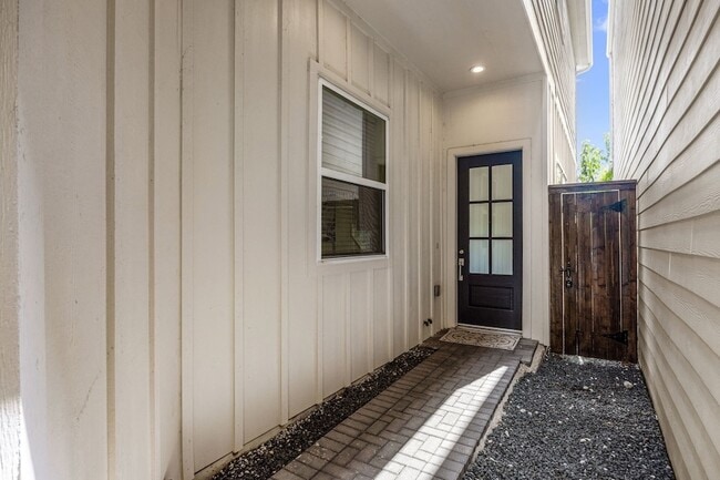 Photo - 1606 Northwood St