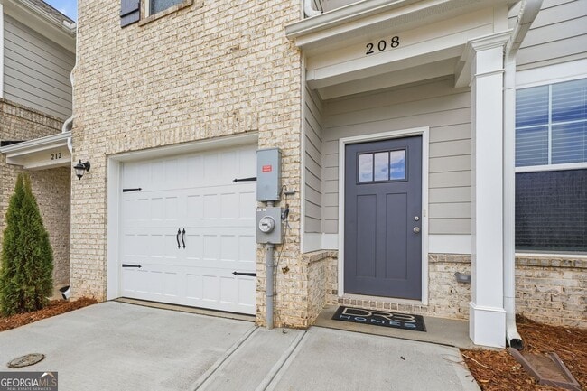 Photo - 208 Filer Dr