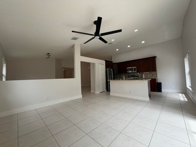 3386 Treasure Ln