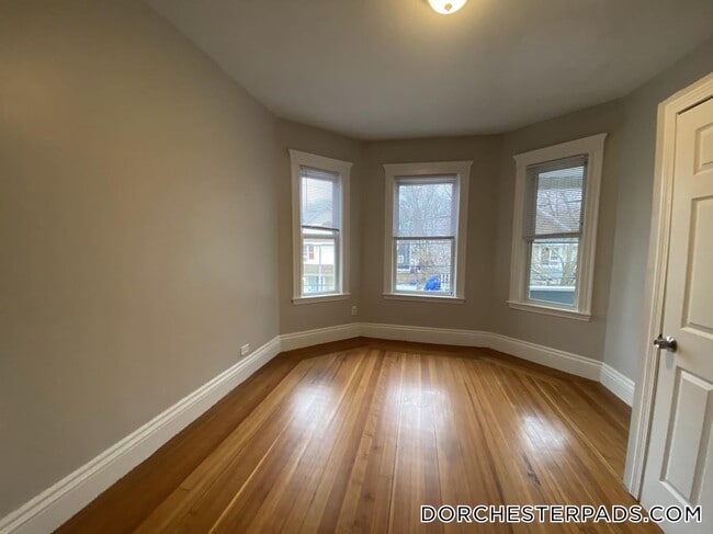 Photo - 39 Harwood St Unit 2