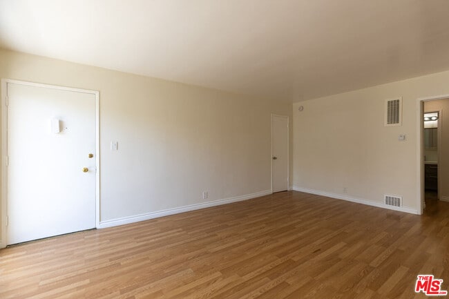 Photo - 1338 14th St Unit 104