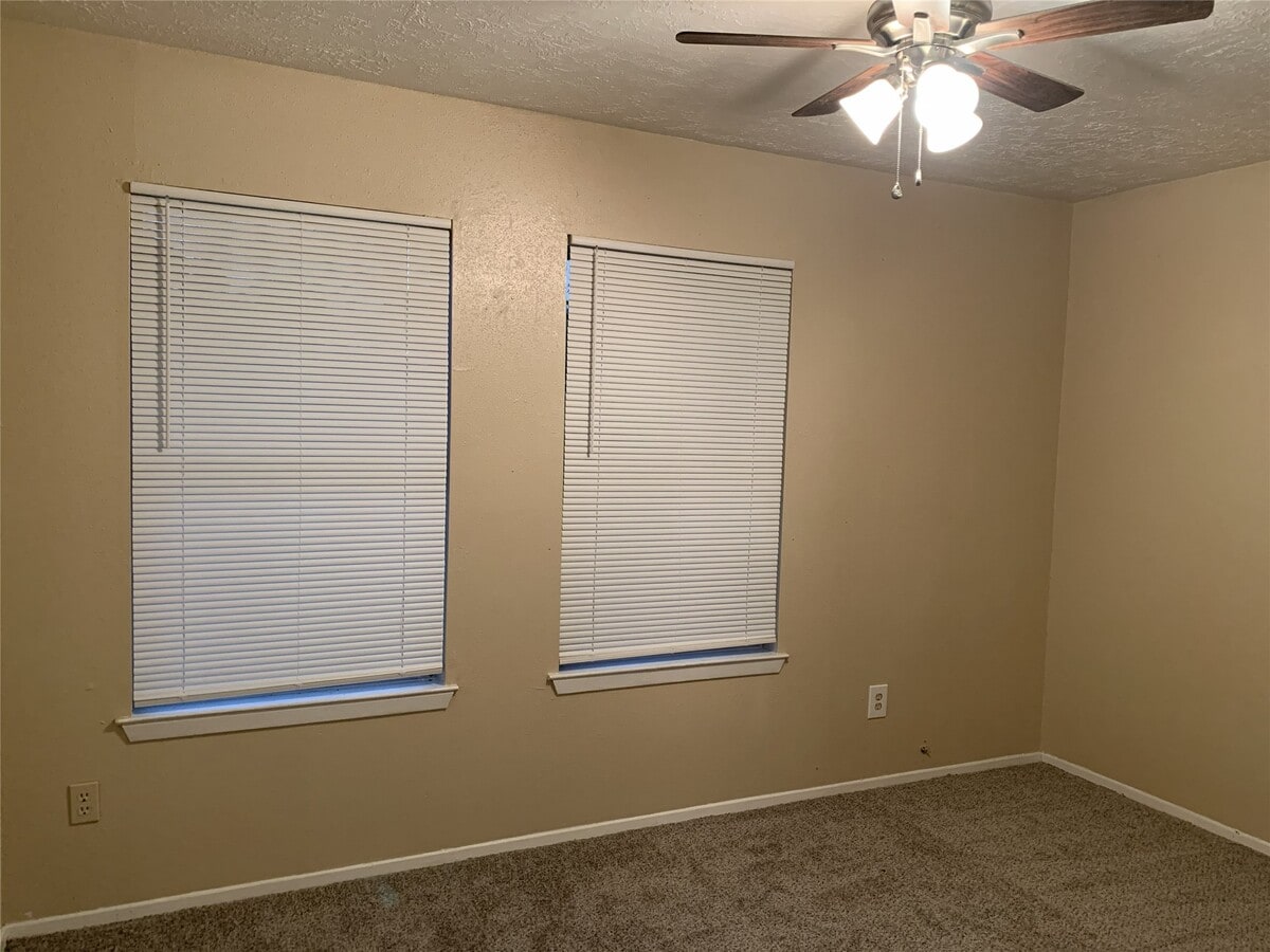 Photo - 2306 Doverglen Dr