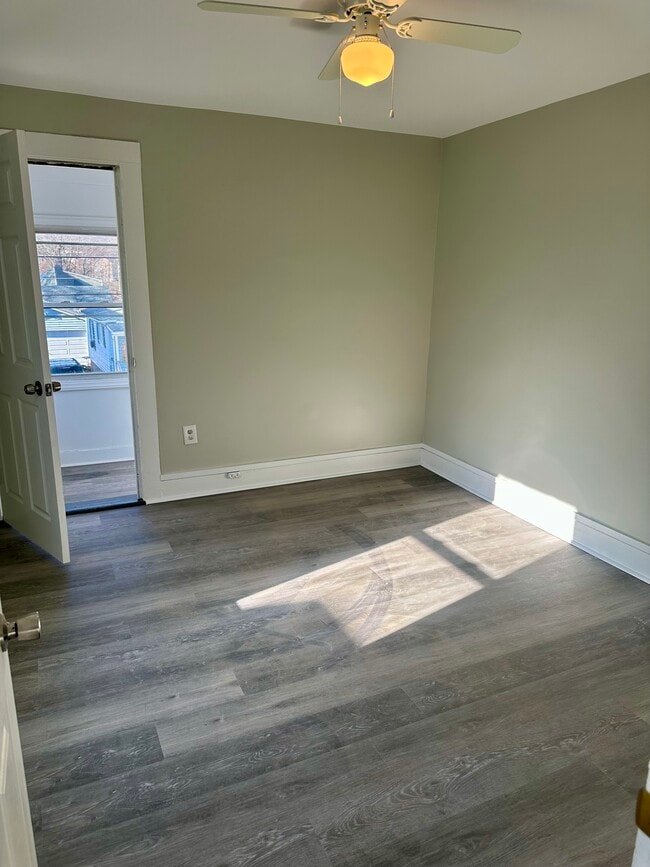 Photo - 39 N Spring St Unit 2nd and 3rd floor