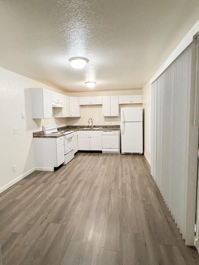 Silver Ridge Village