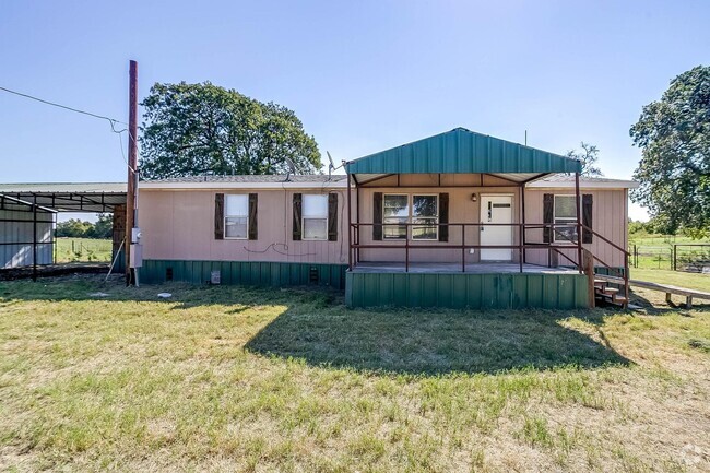 Building Photo - Country Living with Several Acres of Pastu... Rental