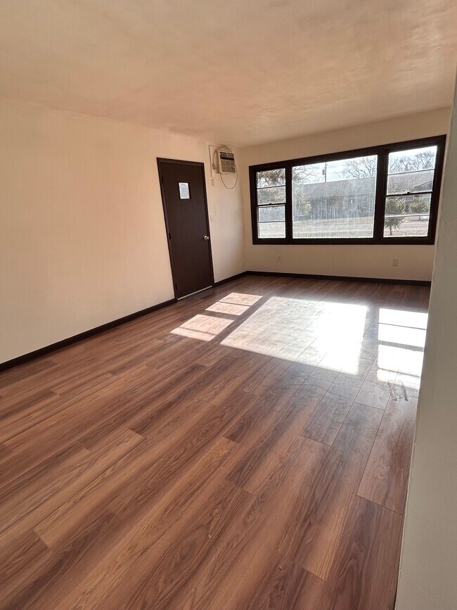 Photo - 400 Jd Rd Unit 1-A