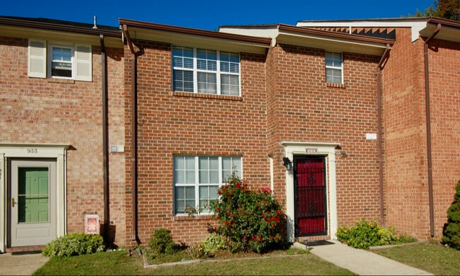 Photo - 937 Welch Cir