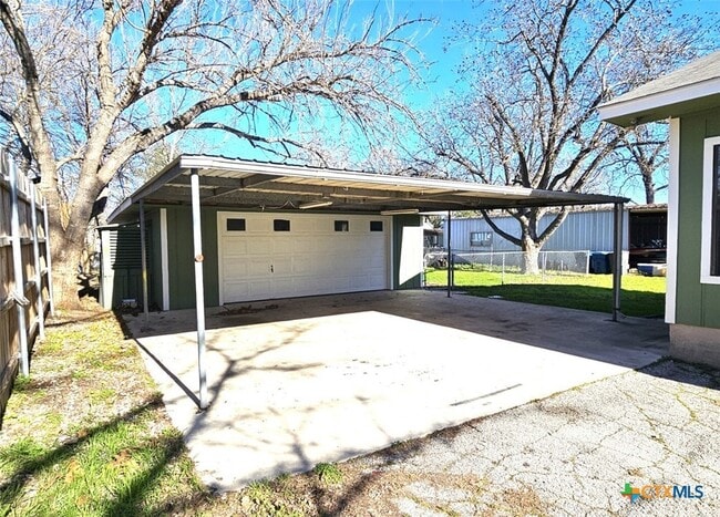 Photo - 101 Santa Clara St