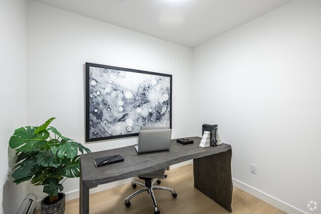 1BR, 1BA w/ Den - 609SF - Den - Township Collective