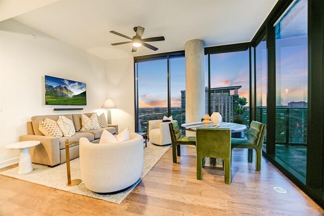 Photo - 84 East Ave Unit 3909