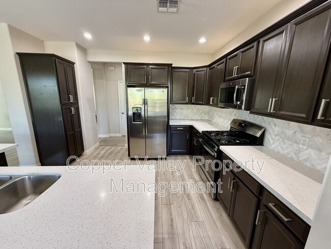 Photo - 2425 W Bronco Butte Trl Unit #2004