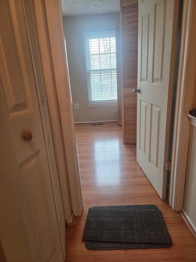 Photo - 1598 Pin Oak Dr