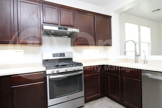 Photo - 9134 S Roberts Rd