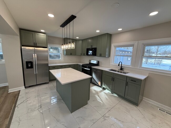 Photo - 408 East End Ave