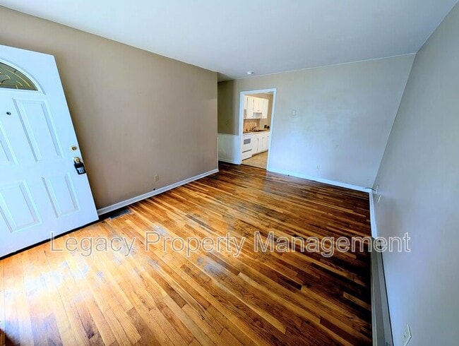 Photo - 2202 Maywood St