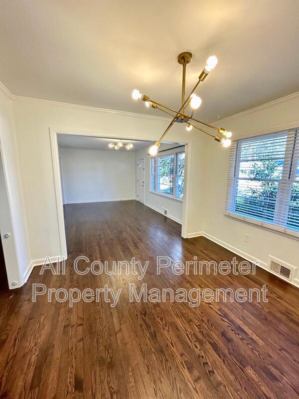 Photo - 1471 Thomas Rd