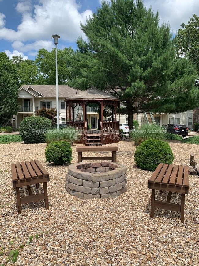 Photo - 54 Watkins Way Unidad B